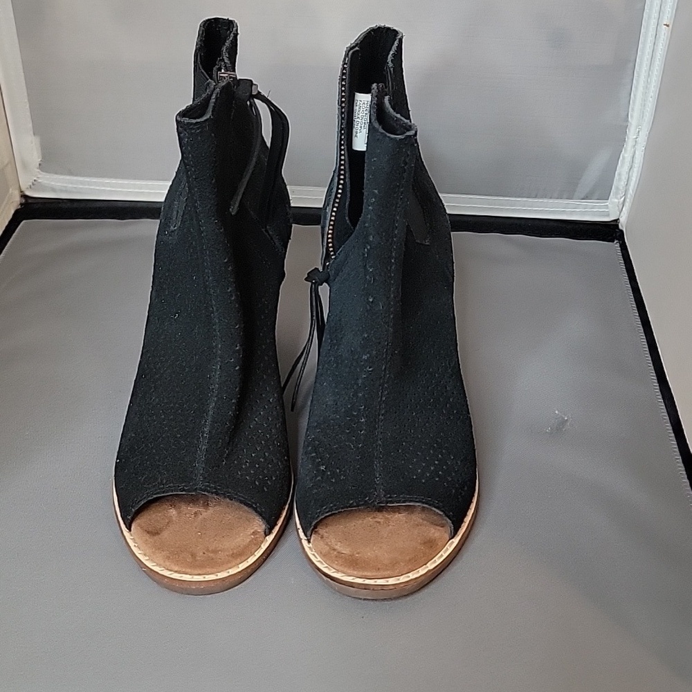 Toms Black Peep-Toe Heeled Boots 6.5 - Picture 3 of 6